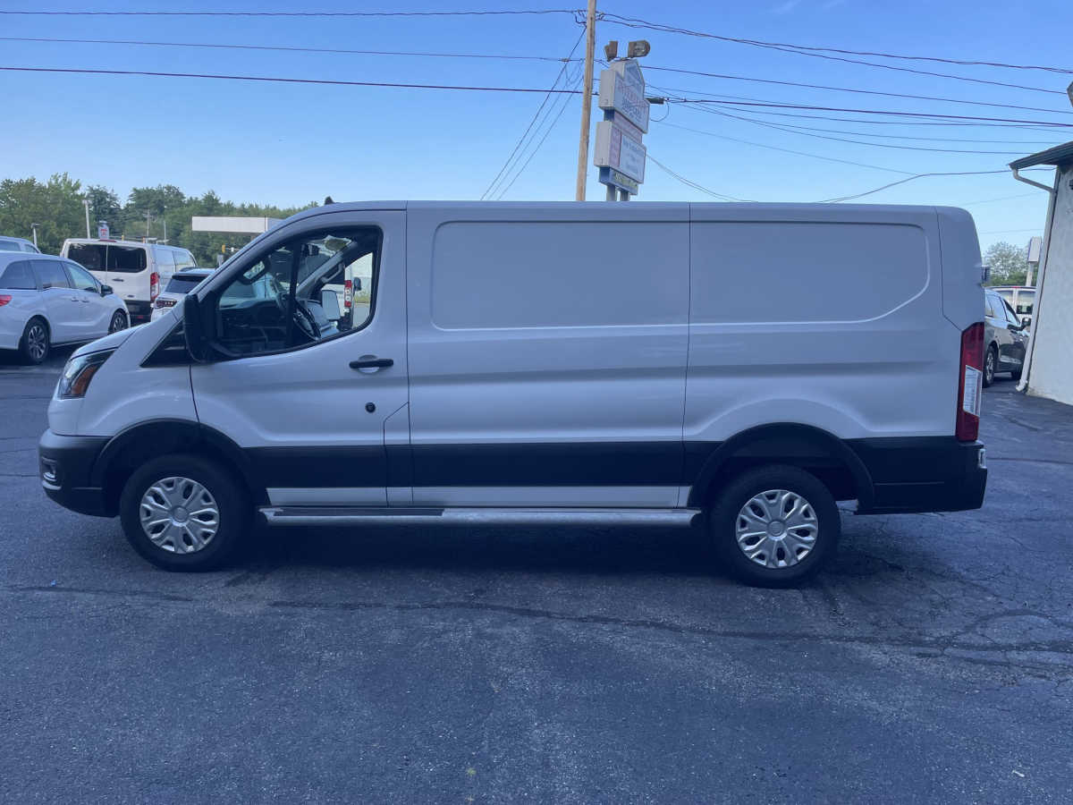 2025 Ford Transit Van Base - Photo 8
