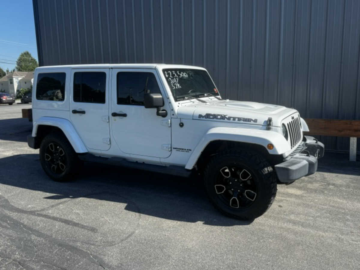 2017 Jeep Wrangler Unlimited Smoky Mountain - Photo 28