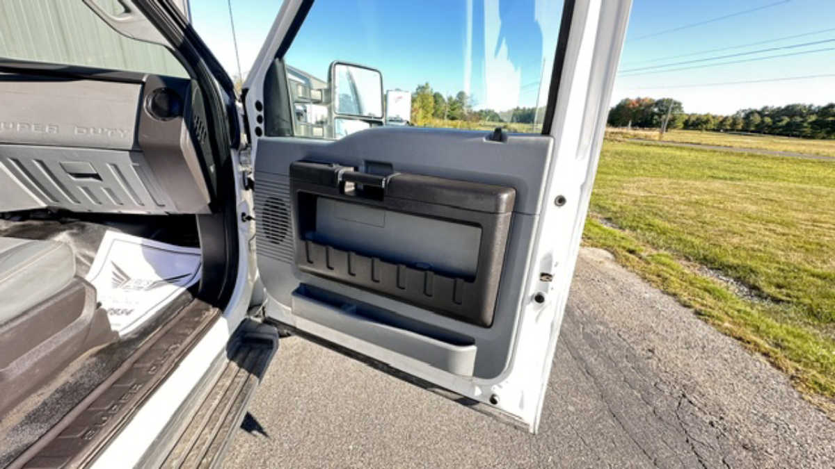 2016 Ford F-250 Super Duty XL - Photo 11