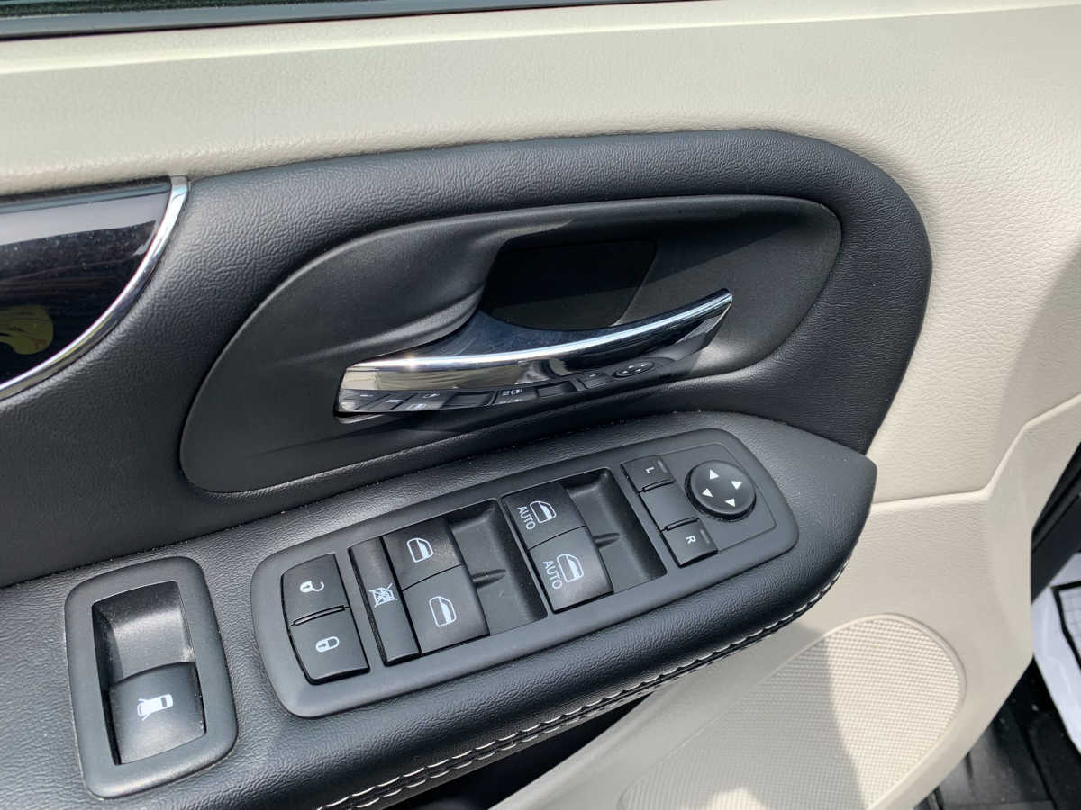 Rowell's Garage Maine Car Dealership, Used Auto Dealership