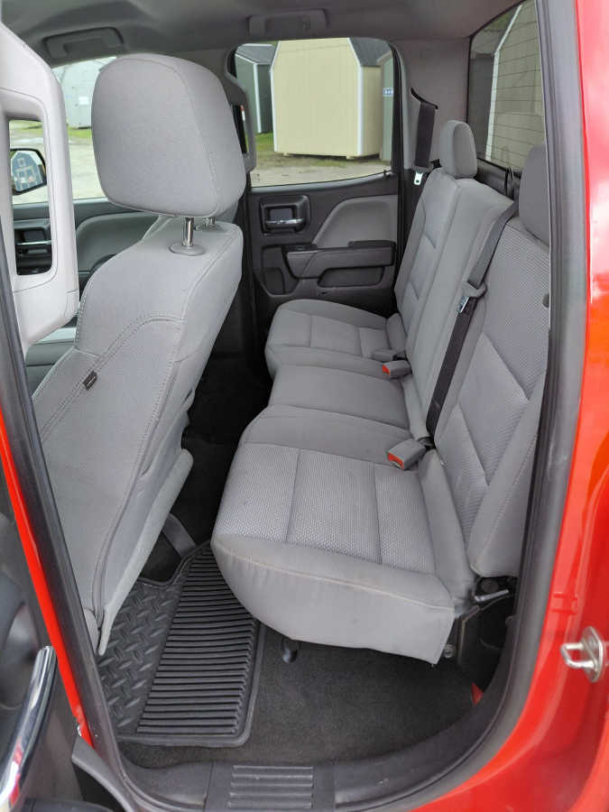 2018 Chevrolet Silverado 1500 Custom - Photo 14