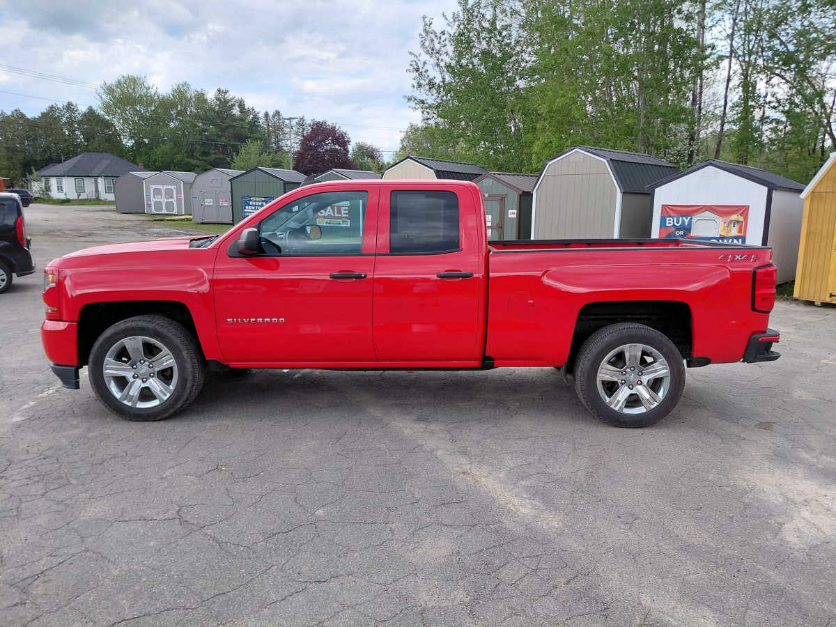 2018 Chevrolet Silverado 1500 Custom - Photo 13