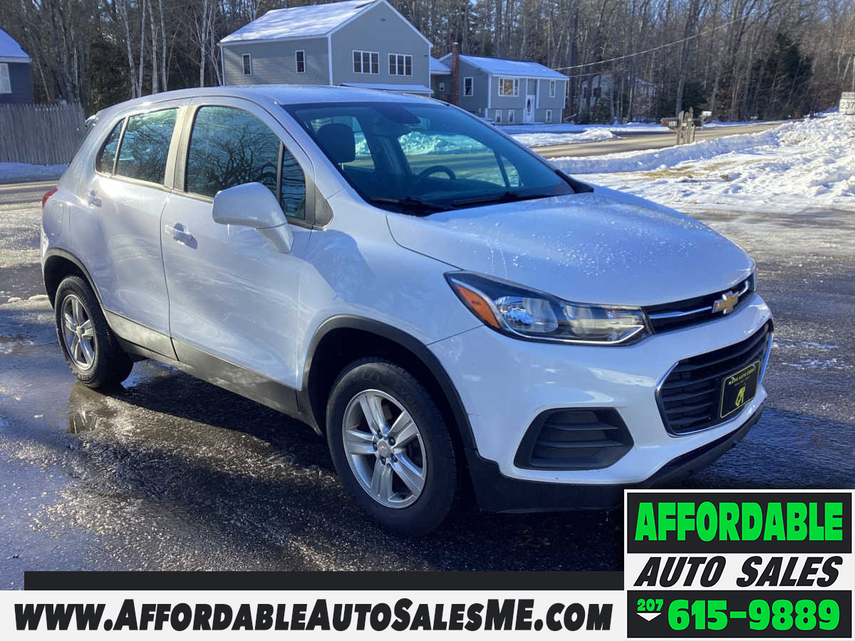 2017 Chevrolet Trax LS's photo