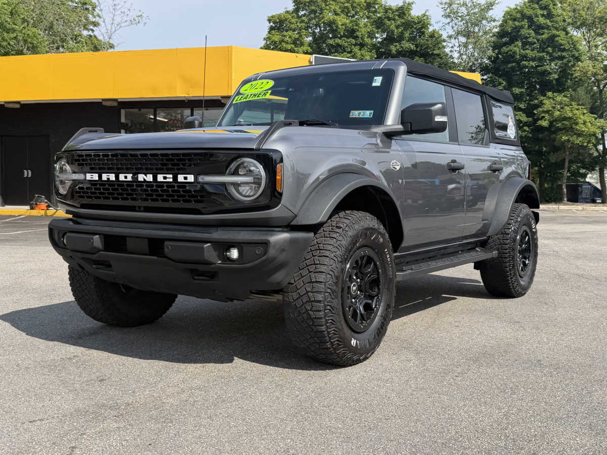 View vehicle photo 2