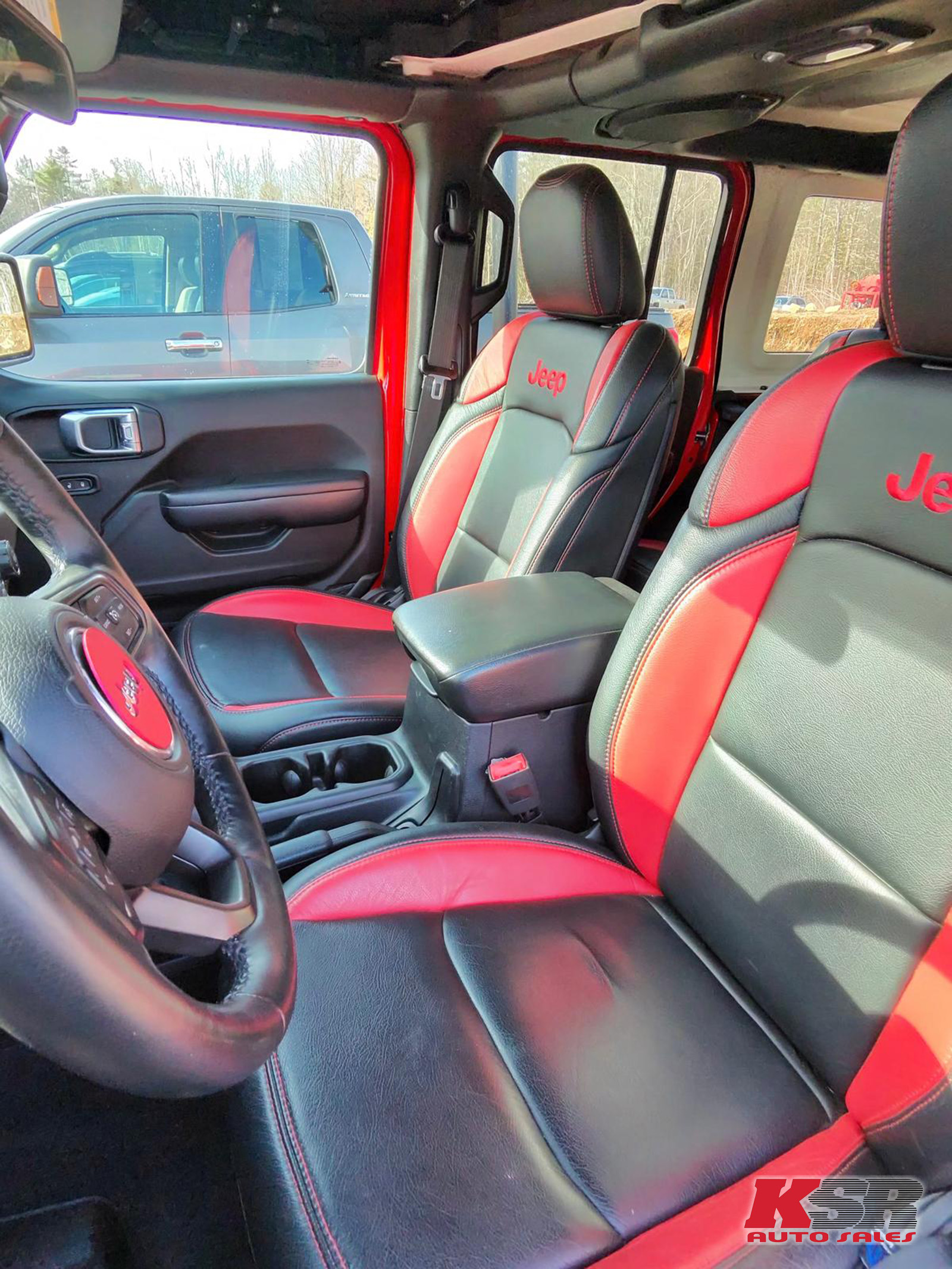 View vehicle photo 6