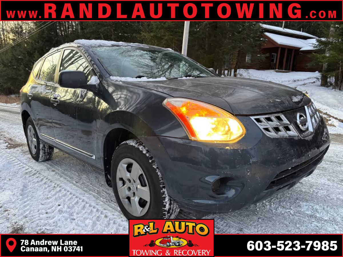 2013 Nissan Rogue S's photo