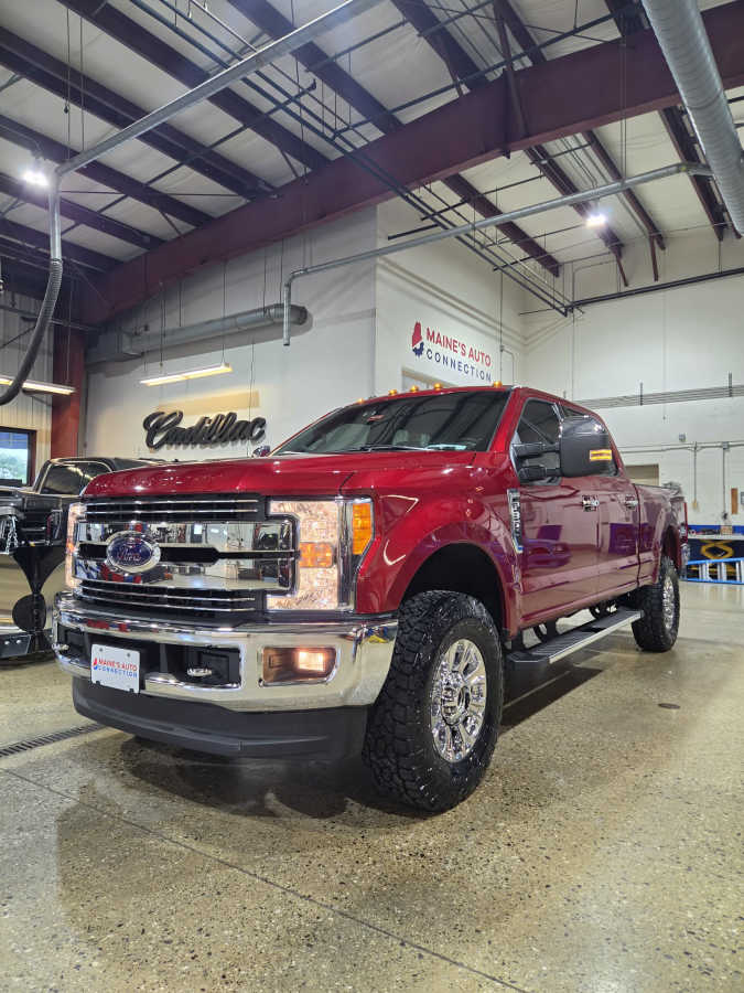 2017 Ford F-350 Lariat 4x4 Crew Cab 6-1/2' Box SRW's photo