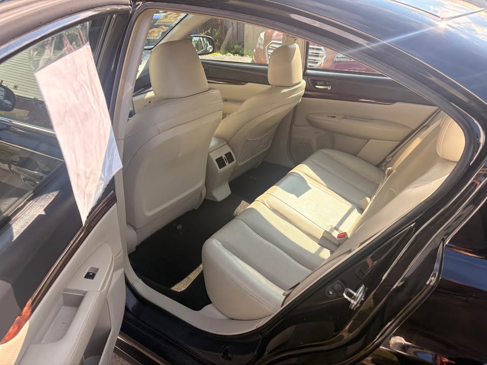 2014 Subaru Legacy 2.5i Limited - Photo 11