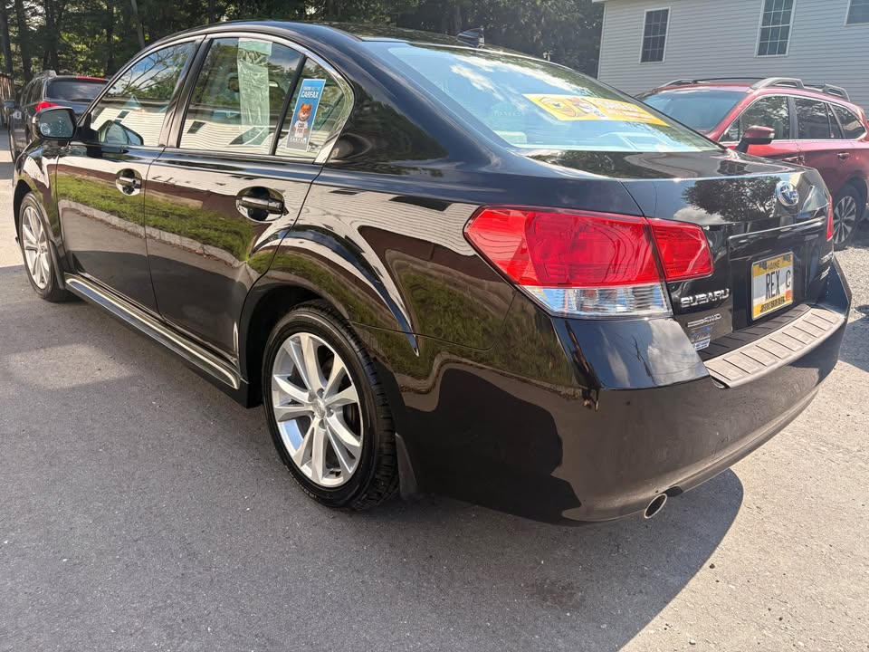 2014 Subaru Legacy 2.5i Limited - Photo 7