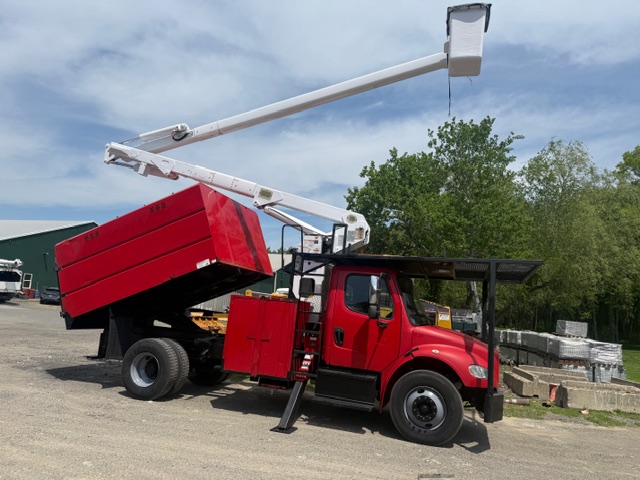 2014 Freightliner M-2 106 Under Cdl