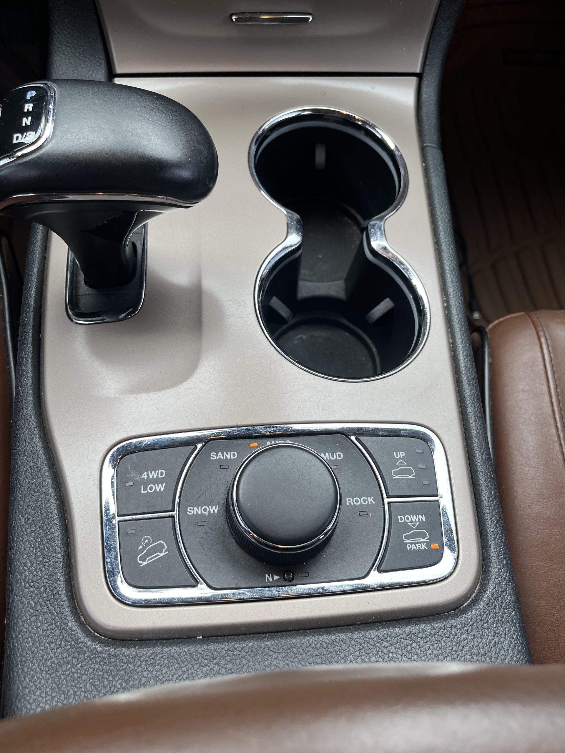 2015 Jeep Grand Cherokee Summit - Photo 6