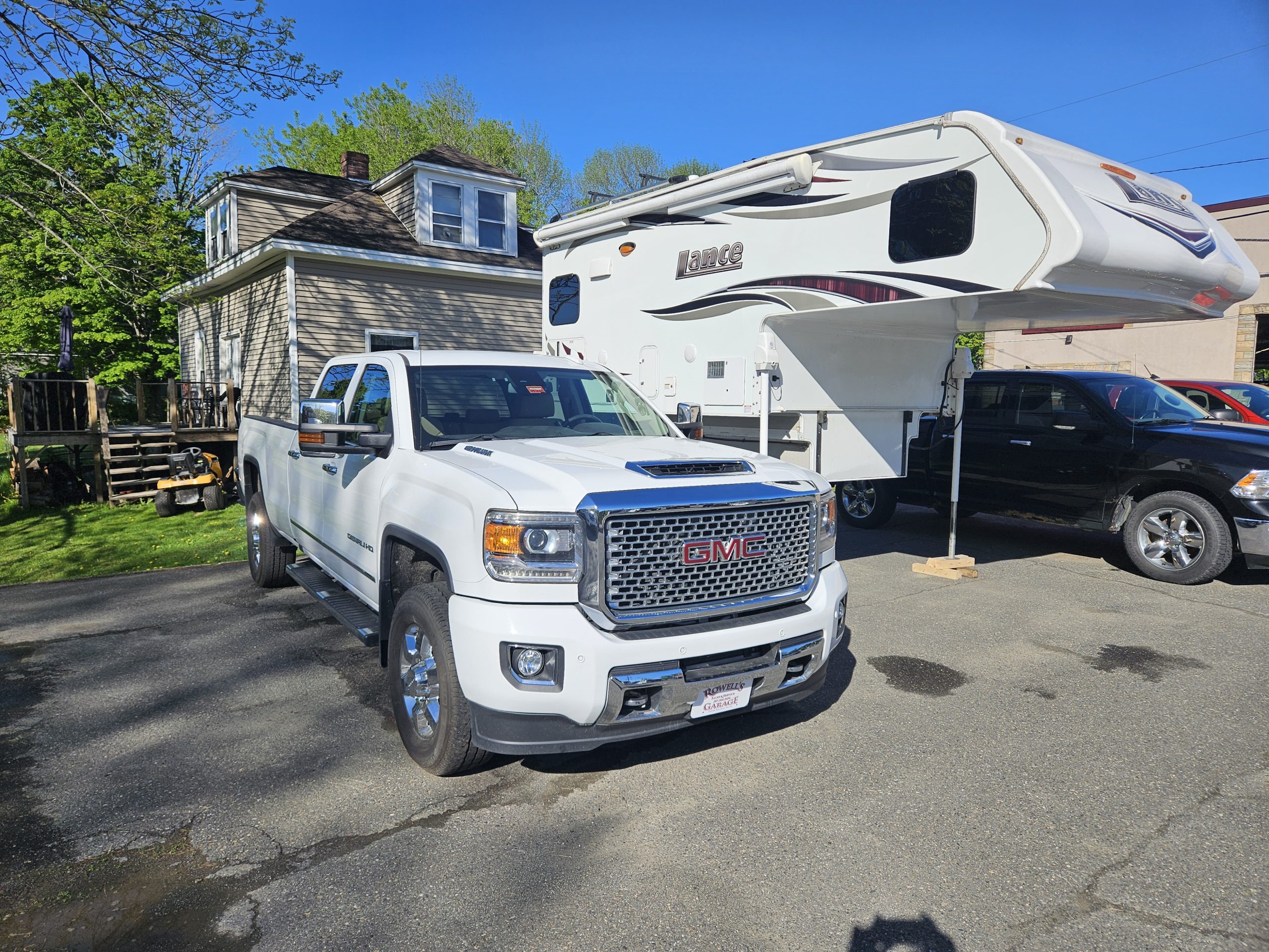 2017 GMC Sierra 4WD Crew Cab Long Box Denali's photo