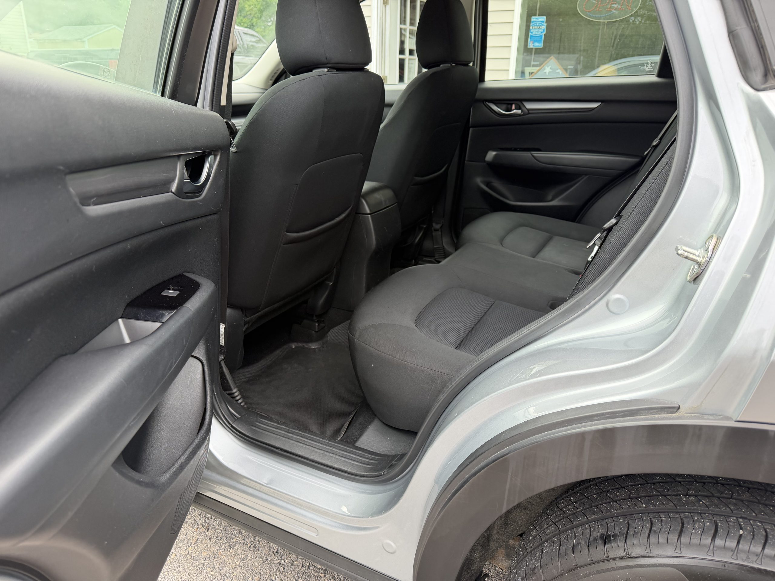 2018 Mazda CX-5 Sport - Photo 11